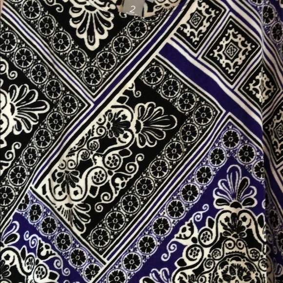 Chico’s Patterned Tank Top Size 2 - Picture 2 of 5